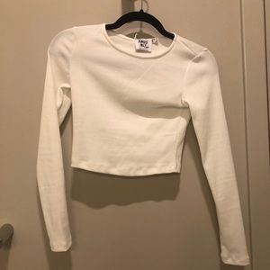 El Basico Long Sleeve Cropped Tee
